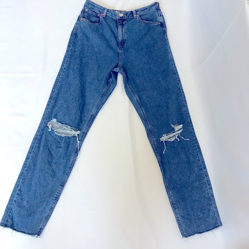 Asos high waisted slim mom jeans distressed raw hem mid wash blue size 30